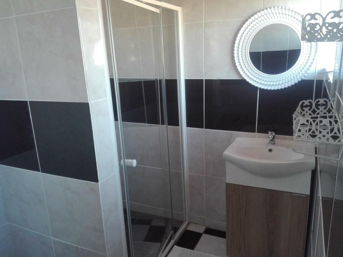 Joezebel Guesthouse Mogwase Kültér fotó