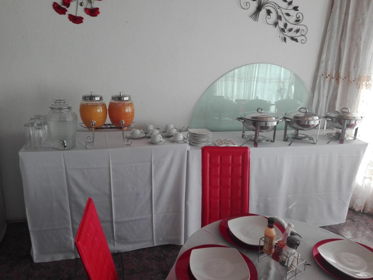 Joezebel Guesthouse Mogwase Kültér fotó
